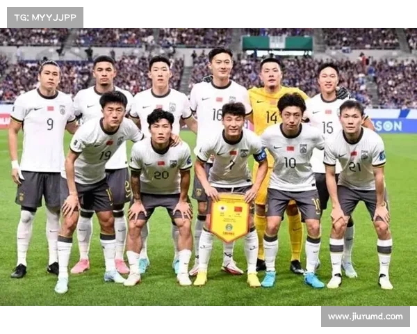 杭州老爸 _曲线救国_ 陪娃看国足:应聘临时保安成赛场守护者 杭州老爸 _曲线救国_ 陪娃看国足:应聘临时保安成赛场守护者